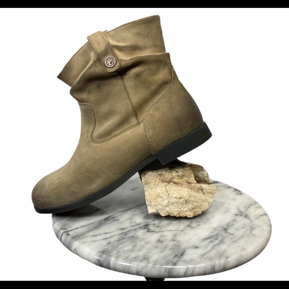 Birkenstock Sarnia Taupe Suede Boots - Picture 3 of 10